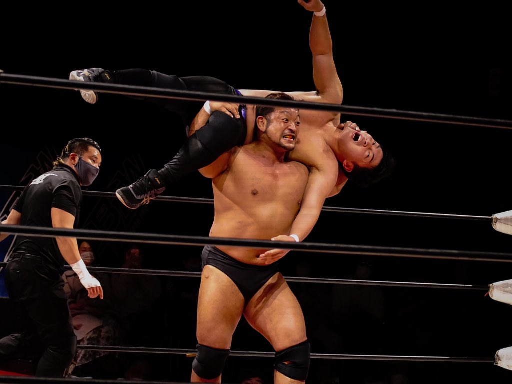 katsuo59179356's tweet photo. 2022.04.09新木場1stRING
大日本プロレス大会
#吉田和正 選手
もうすぐデビュー1周年!
とは、思えない‼️
やられっぷりも見事。
#strongbj
#bjw
#大日本プロレス https://t.co/efs8y0LUI1