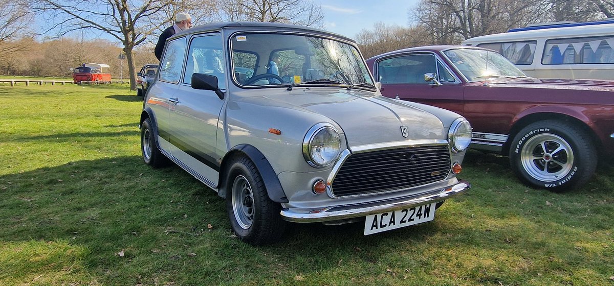 MatthewEwers's tweet photo. Few from #clique53SpringClassics yesterday for #MiniMonday https://t.co/P1T9CpumMt