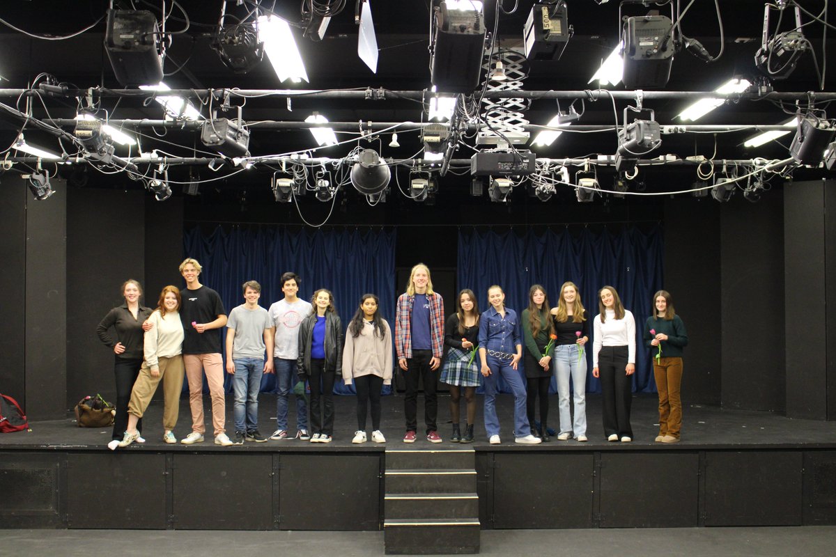 AISVienna's tweet photo. Congratulations to our HS actors on three wonderful performances of the HS Play!
 
#AISVienna #AISViennaStories #AISViennaHighSchoolStudents #GoKnights #Theater #Comedy #AISViennaPerformingArts #TheaterArts #HighSchoolPlay #StudentPerformance #StudentActors #Arts https://t.co/kDd8En6uPE