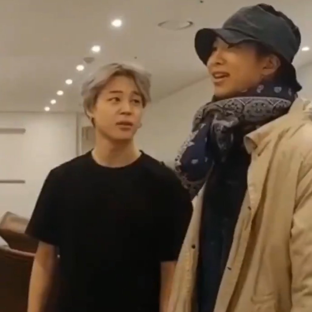 [important notice] jimin looking at namjoon with puppy eyes
