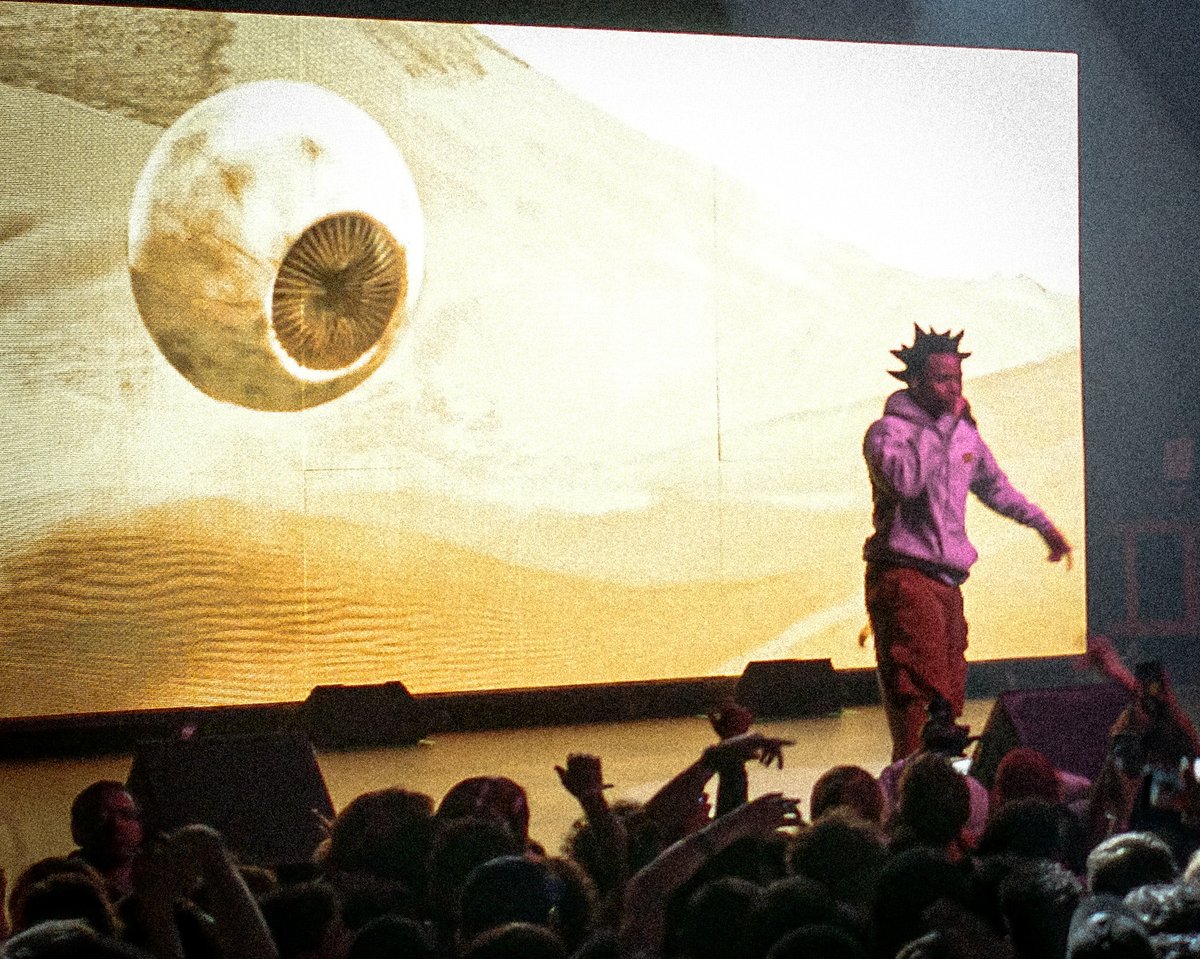 cyppy_cup's tweet photo. Denzel brought a hype show from an introspective album #denzelcurry #thewarfield #warfield https://t.co/N9UPeAEDw6
