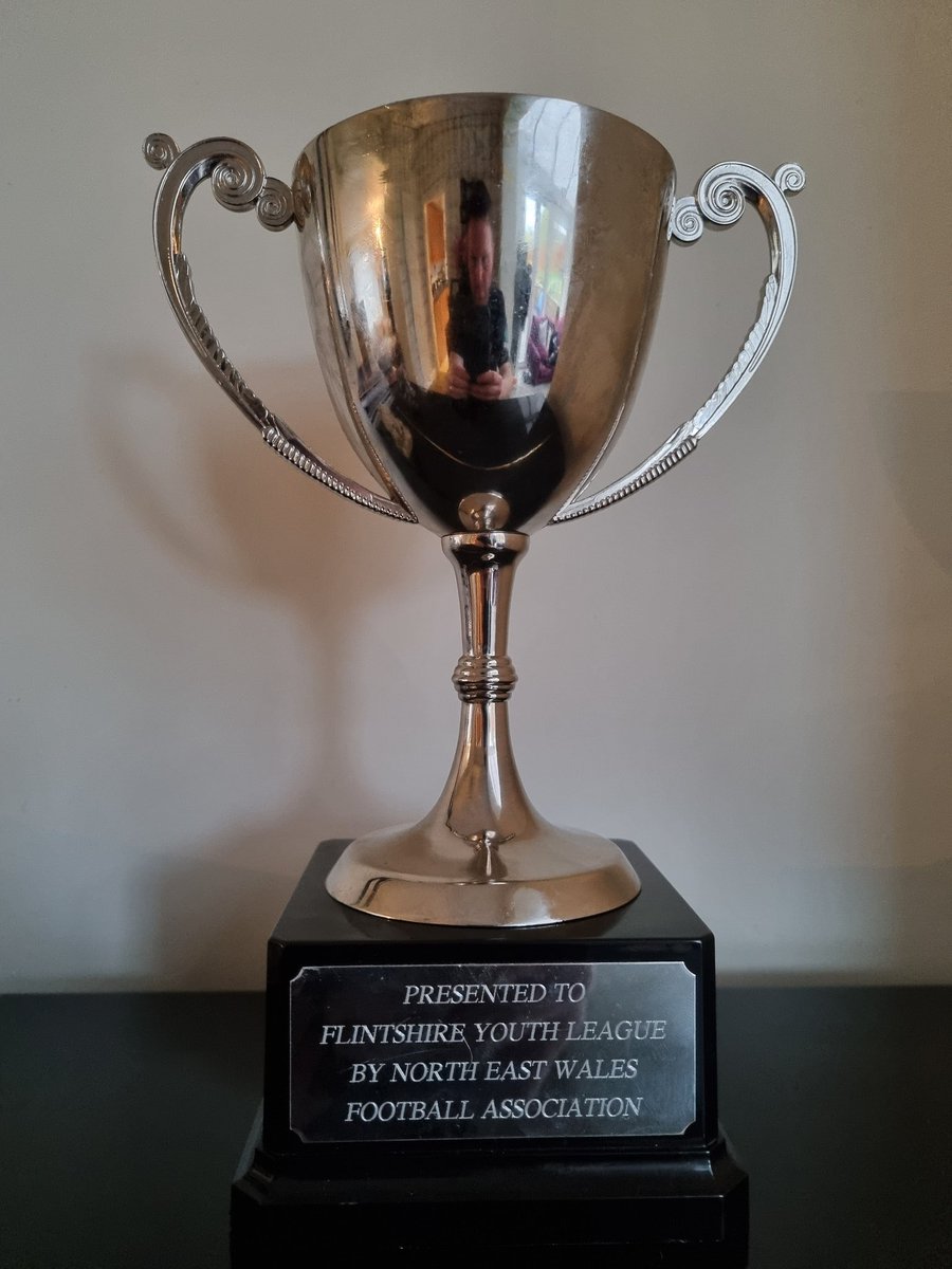 Isafootballclub's tweet photo. What a way to ‘kick’ off the week ⚽️

Congratulations @IsaSpartans18s who yesterday brought home the @FlintshireJnrFL U19 Challenge Cup. An unbelievable performance from the team with 3 superb goals. Enjoy the celebrations, throughly deserved 🥳⚽️ #winners #flintshire #football https://t.co/WcggQH7Bro
