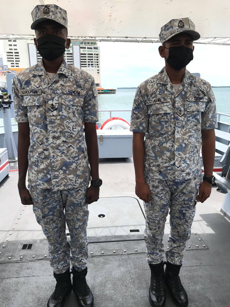 Majlis kenaikan pangkat anggota KD SRI PERLIS. Syabas &amp; tahniah.