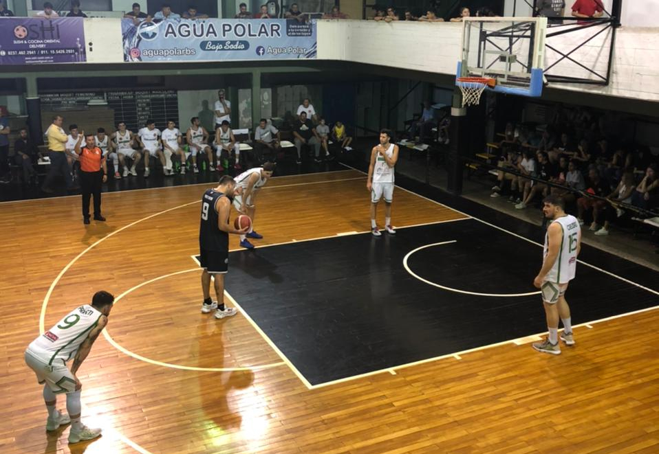 #LaLigaFederal | División Buenos Aires-FeBAMBA 

<a href="/clublosindios/">Club Los Indios</a>  venció a <a href="/DefeHurlingham/">DefeHurlinghamBasket</a> en la última bola, con Paredes como héroe.

✍️argentina.basketball/liga-federal/n…