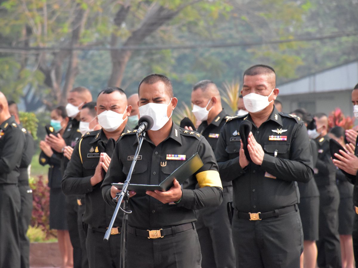 24thmilitary_pr's tweet photo. “มทบ.24 พร้อมใจสืบสานประเพณีไทย สรงน้ำพระ เพื่อความเป็นสิริมงคล เนื่องในเทศกาลสงกรานต์ ประจำปี 2565”

#สงกรานต์วิถีใหม่
#สงกรานต์ new normal
#มณฑลทหารบกที่24
#กองทัพภาคที่2
#กองทัพบก https://t.co/XsM8Rx4H80