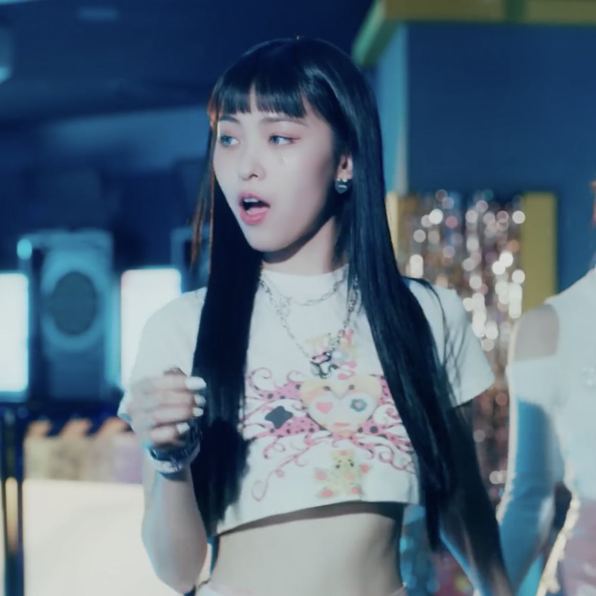 dailysrj's tweet photo. ryujin never misses, she will always be pretty no matter what https://t.co/Iq15wao5C9