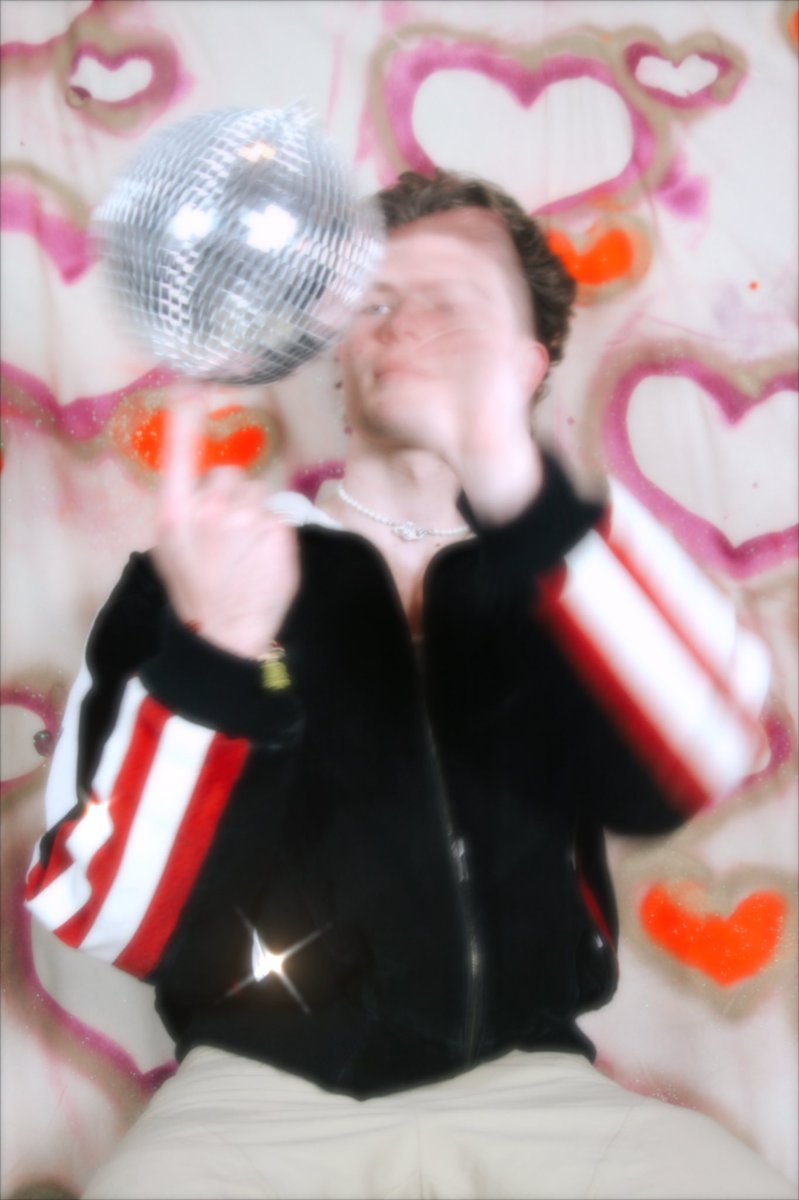 vintage_405's tweet photo. I gave you my all, now baby be mine 💗 https://t.co/imsxb3s9Y9