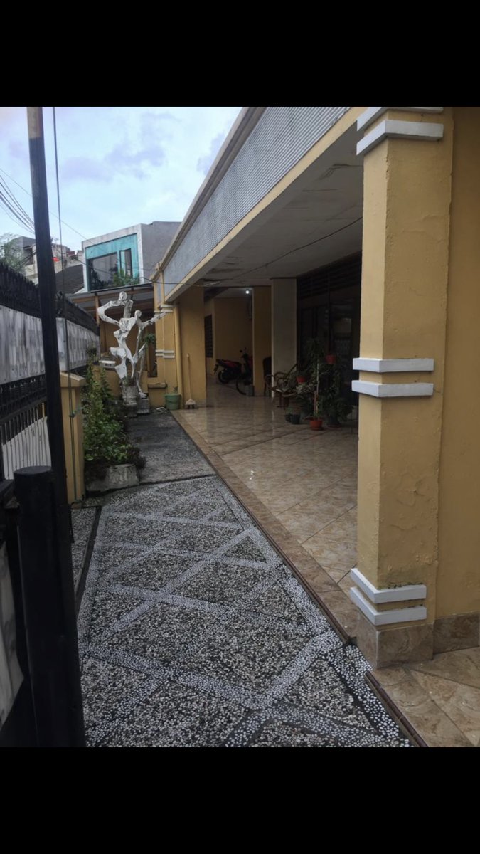 ChristReinaldo's tweet photo. Twitter Please do your magic. Pengen banget rumah gw kejual. Lokasi Strategis Rawamangun Jakarta Timur.
Tolong di bantu retweet yah guys. https://t.co/y567M6560c