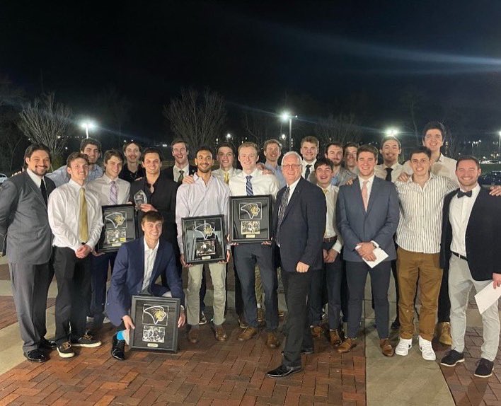 lindenwoodMVB's tweet photo. ✨ The Roars ✨
Congrats to all the winners tonight, especially @schwobbrian for winning the Lion Pride Award for being an exemplary representative of @lindenwooduniversity &amp; Lindenwood Athletics. Thank you to President Porter for your unwavering support of Lindenwood Athletics. https://t.co/c49XYcMh59