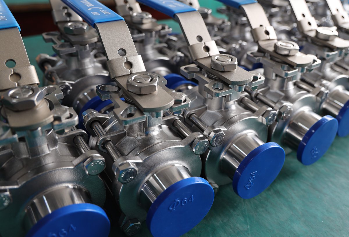 QiliCo's tweet photo. Our low torque ball valves are easy to open and close.

#valve #tube #pipe #pump #flange #tank #sightglass #manhole #union #hosetail 
#sanitary #hygienic #stainlesssteel #fittings
#Manufacturer #QiliFluid #QiliGroup https://t.co/C5OJlZqUJf