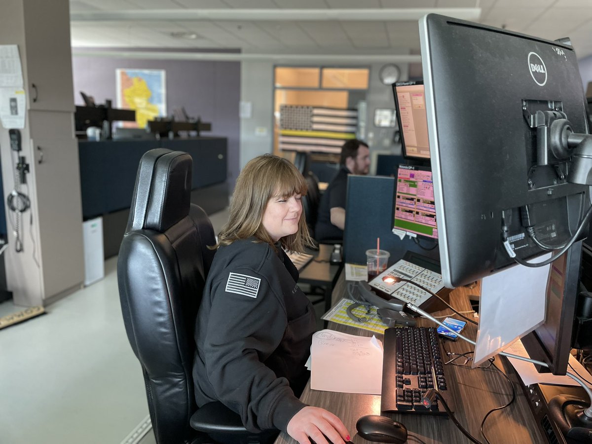 During #NationalPublicSafetyTelecommunicatorsWeek we want to give a shout out to our Communication Officers on hand 24/7/365 #NPSTW2022 #thankyou911