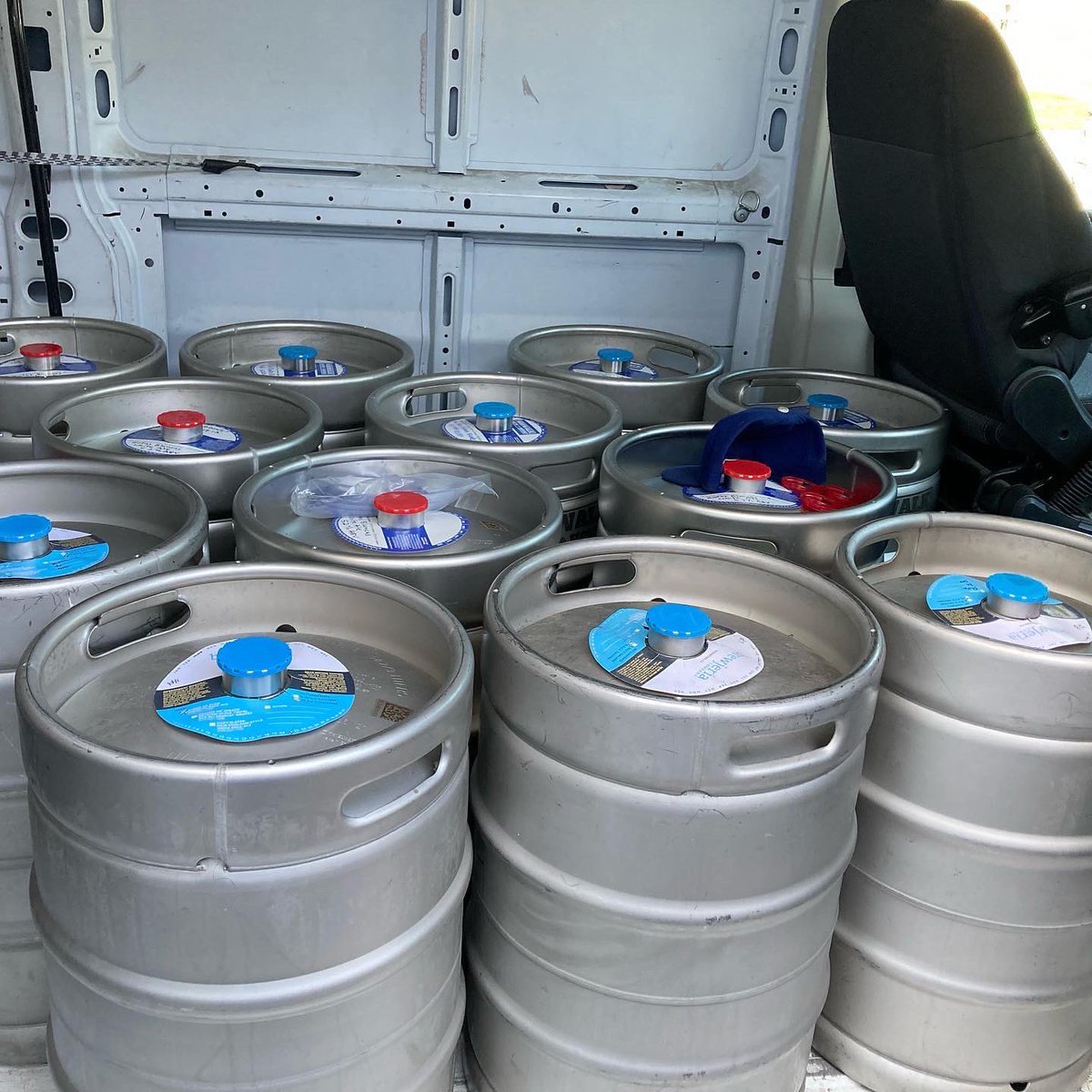 SccDistro's tweet image. (L to R): Alfredo Rocha of Los Barbones Brewing, Ray Ricky Rivera of @NorwalkBrew, Agustin Ruelas of @BrewjeriaCo. Pic shot to document our first order of kegs to Coachella Music Fest 💪🏽🤘🏽🍻 Latinos making moves in craft beer!