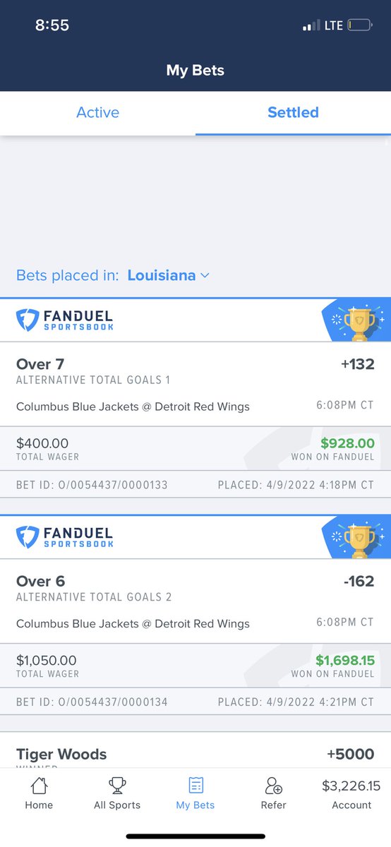 todaywascrazy's tweet photo. First pic was yesterday then my stupid ass lost it all today but we shaking back🕺 I be talking shit but fan duel know I ain’t going no where🤣 https://t.co/eQOBQ8B9Zc