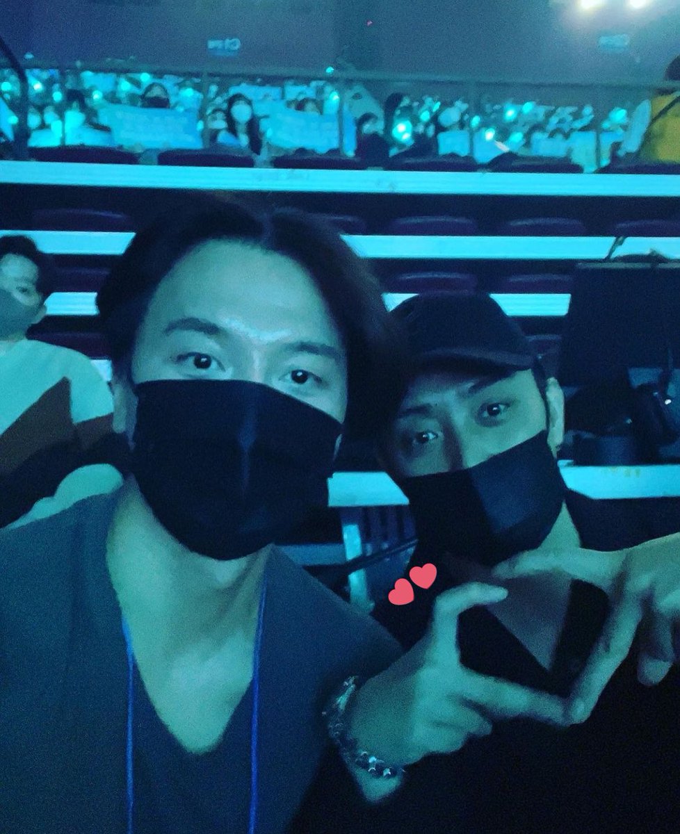 o314_white's tweet photo. 헐 은선배님도 와주심 ... https://t.co/pOxe5cR9RU