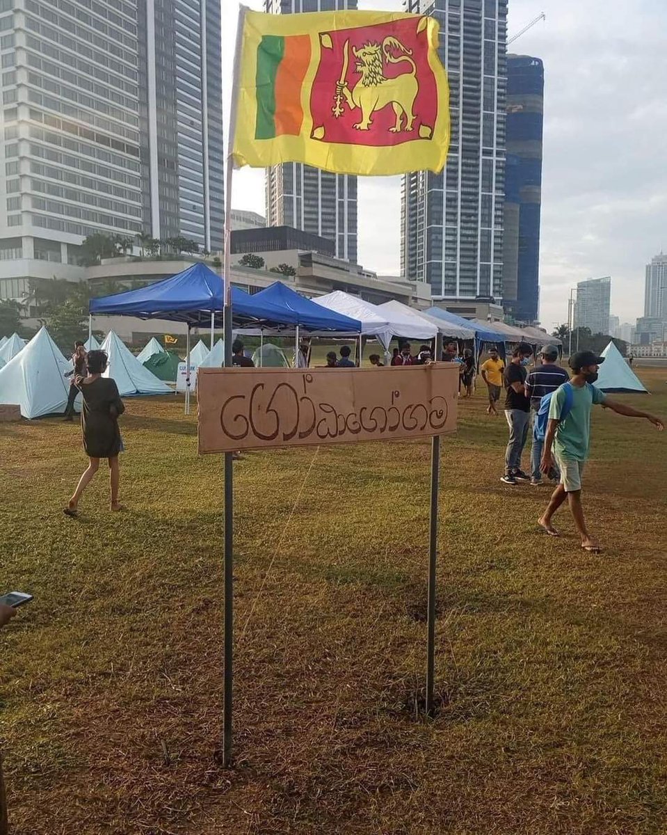 ChamSumanapala's tweet photo. Protestors have decided to camp in near the Presidential Secretariat until Gotabaya Rajapaksa (Gota) resigns. They have named the site ගෝඨාගෝගම or Gota Go Village.

How is that for creativity?

#Gota #GotaGoHome #Rajapaksa https://t.co/MBlPyyBy0V