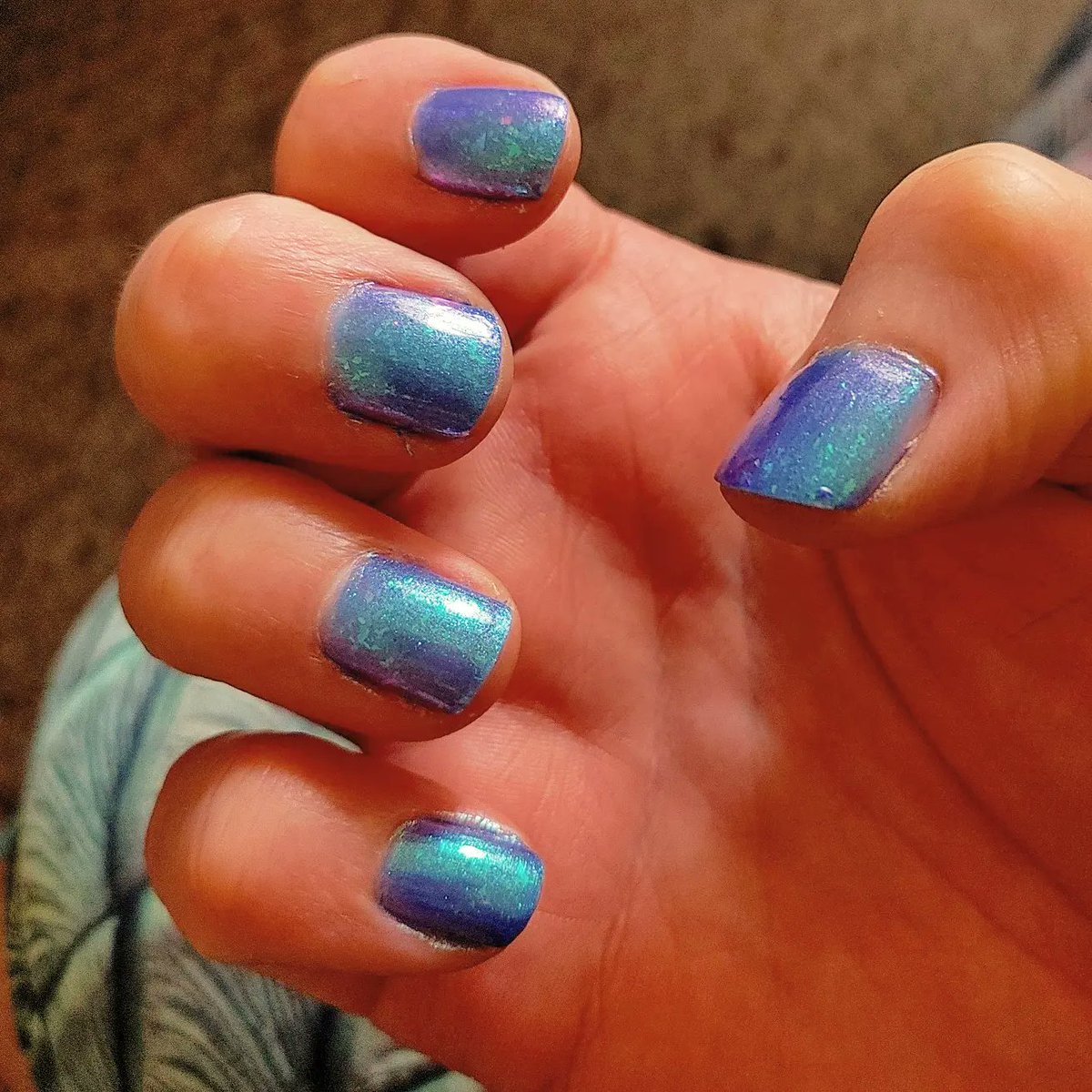 the_windcaster's tweet photo. No dice or board games for #polishandpolyhedrons this week, just a new @holotaco polish set! Trying out #wirelessmode #litemodemultichrome with some #galacticunicornskin on top!
#nailpolishisforeveryone https://t.co/IWhJJ7IQSU