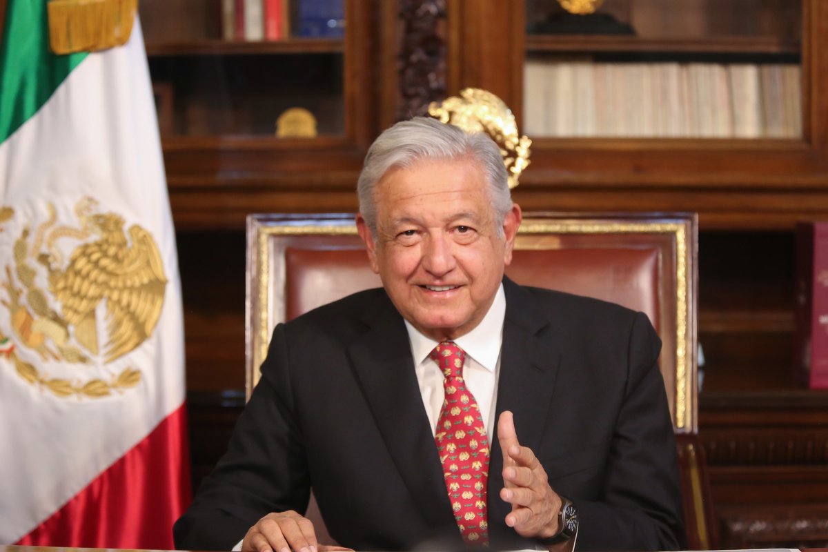 Hoy millones de mexicanos volvimos a hacer historia.

youtu.be/cqSM7v_2VII