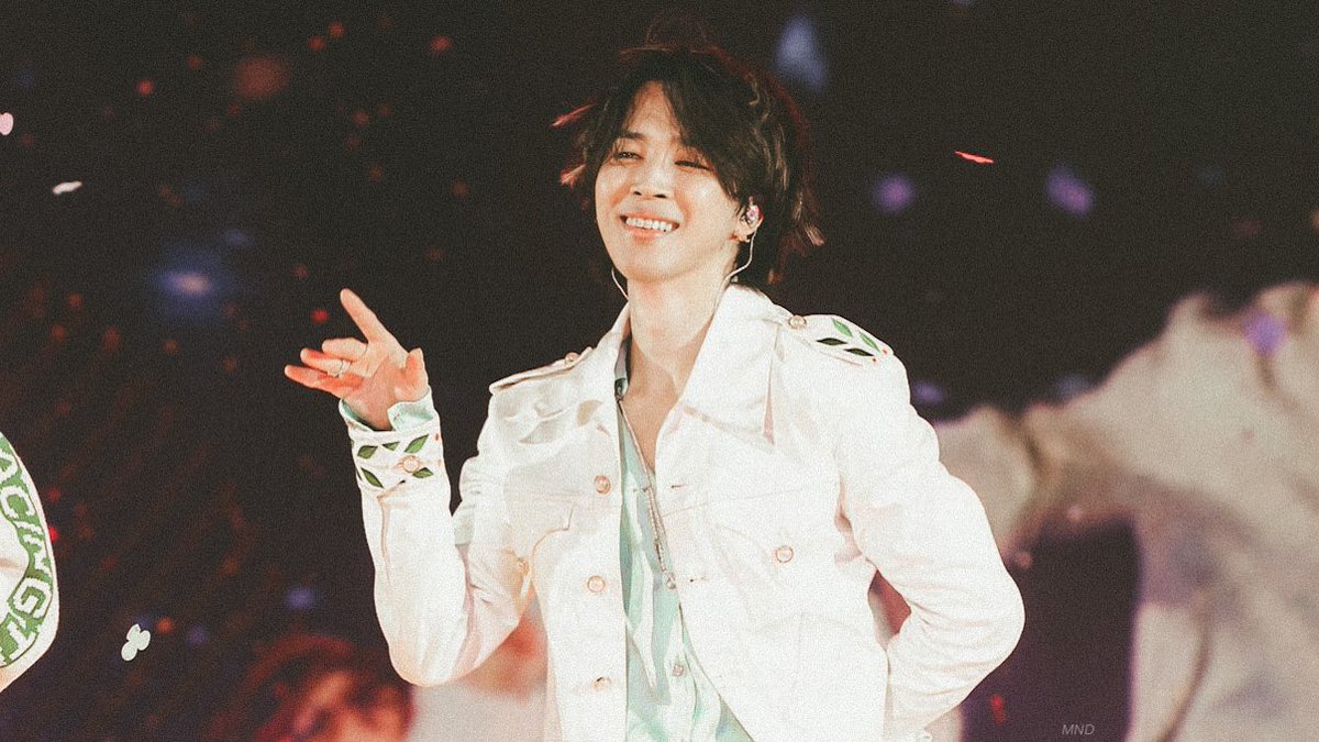 miniesdiary's tweet photo. always be happy jimin 🥺 https://t.co/sUM44IvtYi