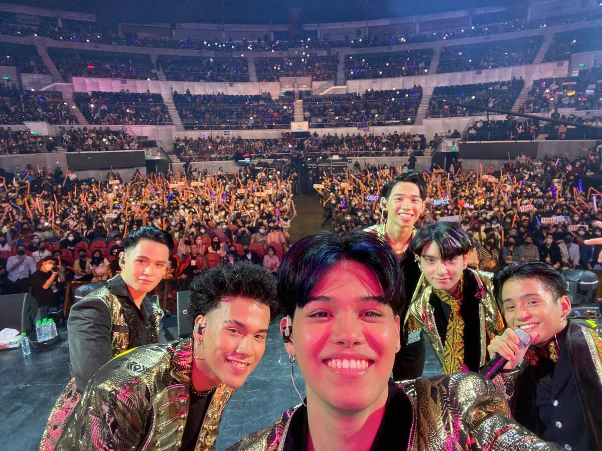 A first in the history of our career! Performing in front of a live audience + performing at the <a href="/TheBigDome/">SmartAranetaColiseum</a> 🤎 #PPOPCON2022 #ALAMATonPPOPCON