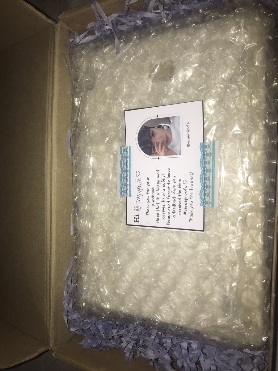 dksyjsk's tweet photo. hi! @versecollects ly her arrived safely! Thanku so much pooo !! #verseproofs https://t.co/uW38YWV2w7