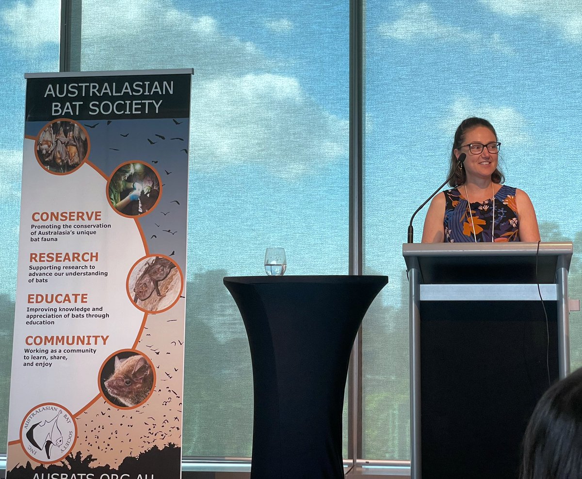 Dr <a href="/CaraghThrelfall/">Caragh Threlfall</a> shedding light on how Gould’s Wattled Bats cope with city living <a href="/AusBats/">Australasian Bat Society</a> #AusBatSoc2022 in Meanjin 🦇🦇