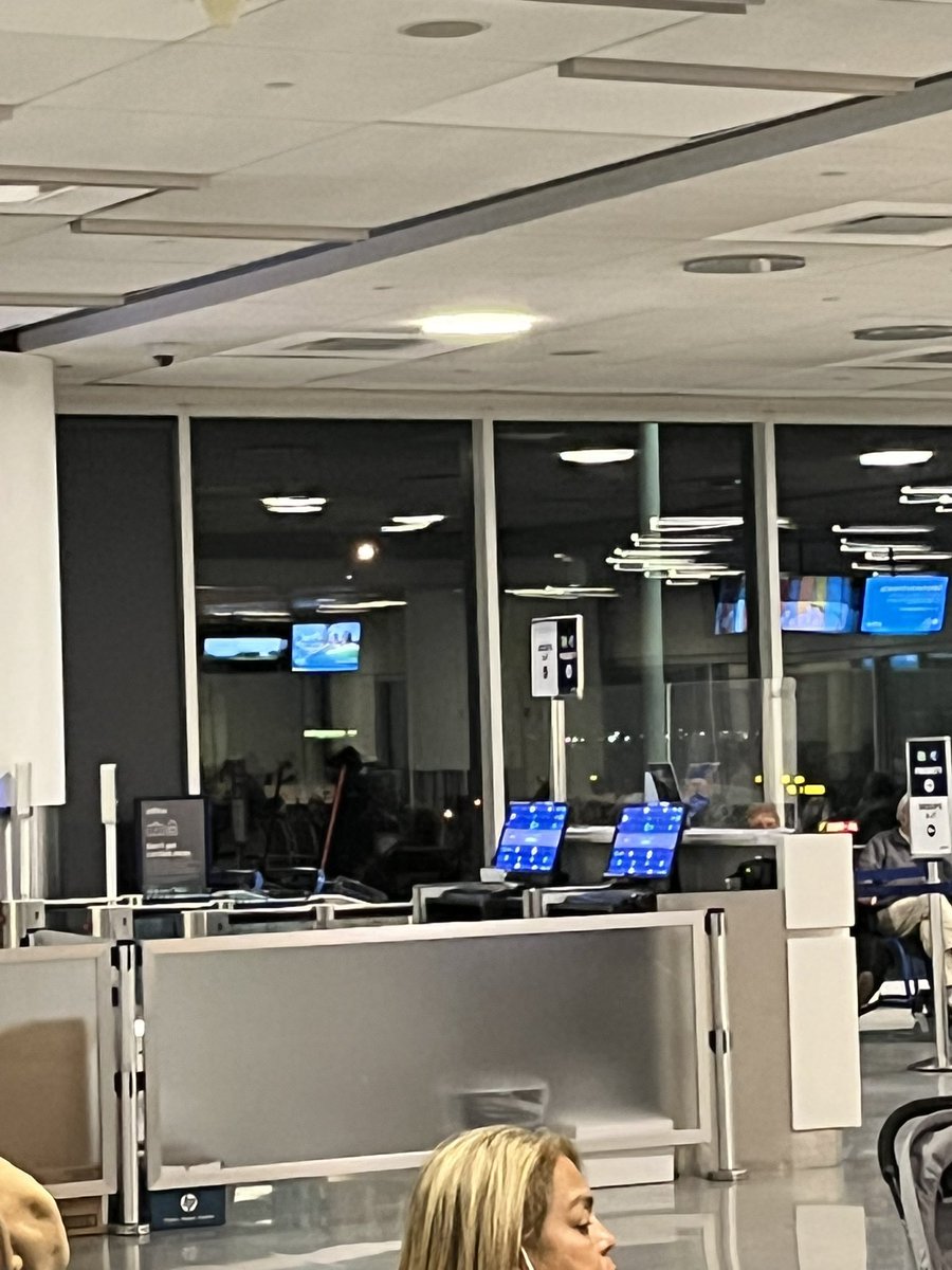 GSManessis's tweet photo. @JetBlue 2 flight delays, zero transparency or communication. Our new boarding time 12:25, but 12:46 and no one at gate. No JetBlue representative https://t.co/Q12sYEItVD