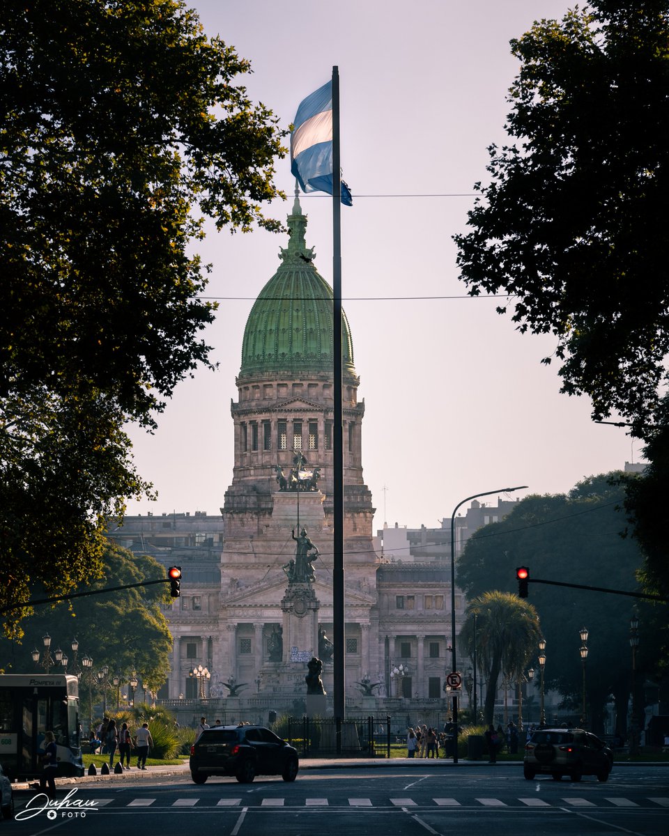DuhauFoto's tweet photo. Les dejo algunas imagenes que salieron del #Photowalk de @mequieroirahi por Avenida de Mayo. https://t.co/jwsPhv9R7O