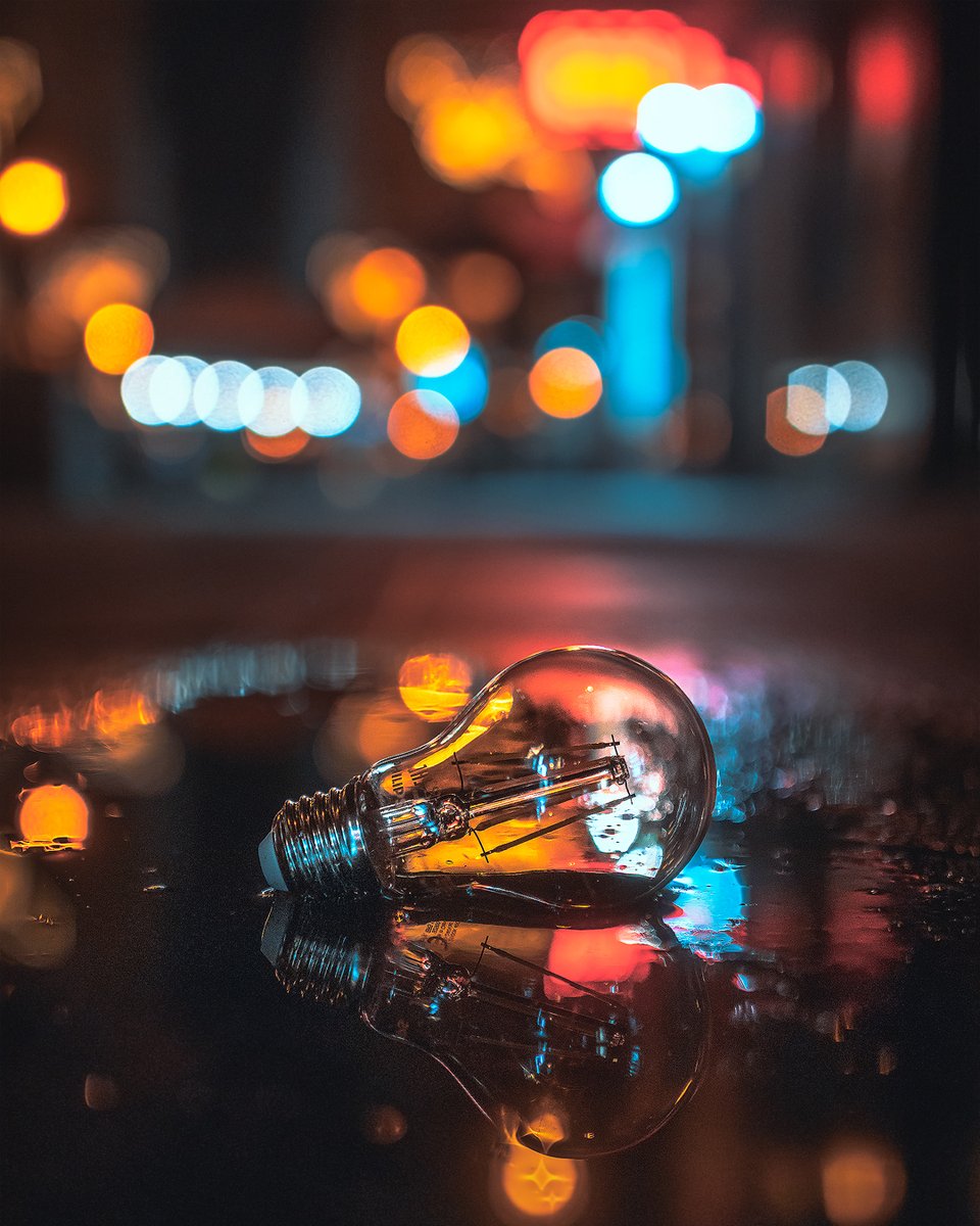 Bulb details 📸🙂 #streetphotography #NightPhotography