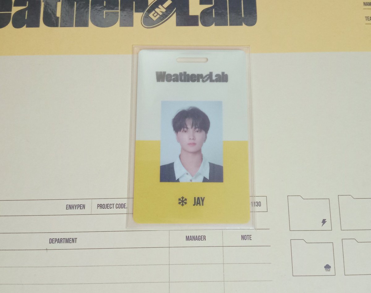 03snj's tweet photo. wts lfb ph jay sg 2022 id

—1000 + pf
—payo or 3 days reserve
—on hand
—mint condition

t. jay sg id 2022 
loc. mm, qc — jnt https://t.co/CaQwamHUtA