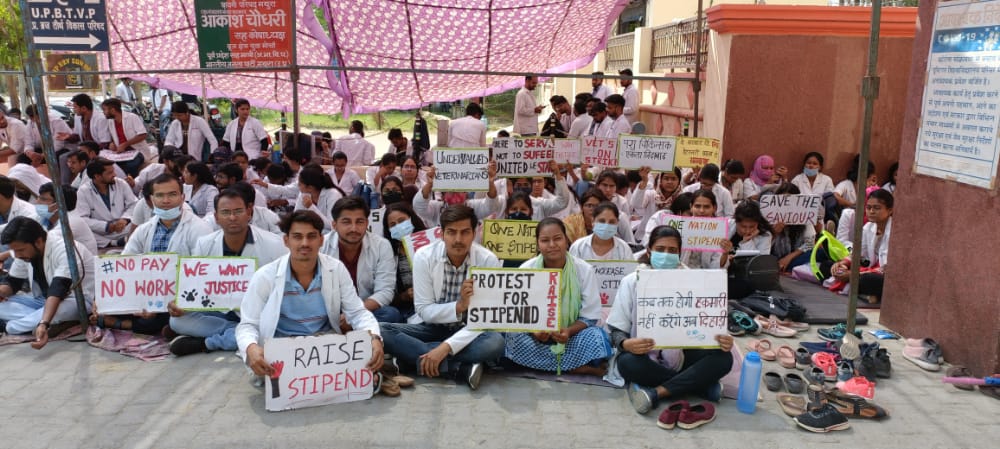 सपना एक देखोगे मुश्किलें हजार आएंगी
लेकिन वो मंजर बड़ा खूबसूरत होगा, जब कामयाबी शोर मचाएगी।
#UP_Vet_Stipend 
#DUVASU_Mathura 
#SVPUAT_Meerut 
<a href="/dharampalbjpmla/">Dharampal Singh</a> <a href="/pdevendra/">Devendra Pandey</a> <a href="/sudhirk_garg/">Sudhir Garg</a> <a href="/myogiadityanath/">Yogi Adityanath</a> <a href="/PMOIndia/">PMO India</a> <a href="/PRupala/">Parshottam Rupala</a> <a href="/drsanjeevbalyan/">Dr. Sanjeev Balyan</a> <a href="/News18UP/">News18 Uttar Pradesh</a> <a href="/ANINewsUP/">ANI UP/Uttarakhand</a> @dmmathura7512