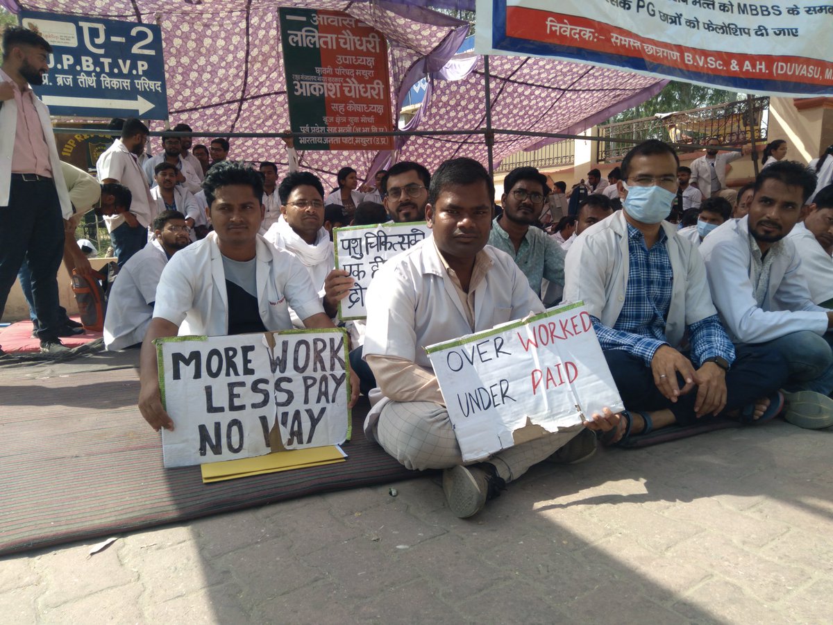 सपना एक देखोगे मुश्किलें हजार आएंगी
लेकिन वो मंजर बड़ा खूबसूरत होगा, जब कामयाबी शोर मचाएगी।
Strike Day 10
#UP_Vet_Stipend 
#DUVASU_Mathura 
#SVPUAT_Meerut 
<a href="/dharampalbjpmla/">Dharampal Singh</a> <a href="/pdevendra/">Devendra Pandey</a> <a href="/sudhirk_garg/">Sudhir Garg</a> <a href="/myogiadityanath/">Yogi Adityanath</a> <a href="/PMOIndia/">PMO India</a> <a href="/PRupala/">Parshottam Rupala</a> <a href="/drsanjeevbalyan/">Dr. Sanjeev Balyan</a> <a href="/News18UP/">News18 Uttar Pradesh</a> <a href="/ANINewsUP/">ANI UP/Uttarakhand</a> <a href="/aajtak/">AajTak</a>