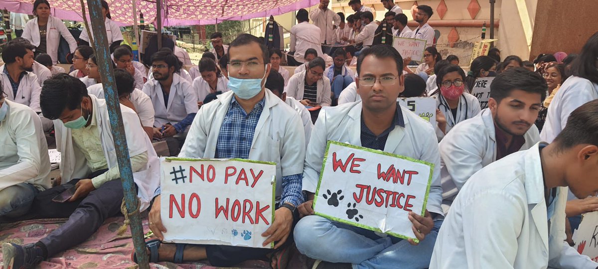 सपना एक देखोगे मुश्किलें हजार आएंगी
लेकिन वो मंजर बड़ा खूबसूरत होगा, जब कामयाबी शोर मचाएगी।
#UP_Vet_Stipend 
#DUVASU_Mathura 
#SVPUAT_Meerut 
<a href="/dharampalbjpmla/">Dharampal Singh</a> <a href="/pdevendra/">Devendra Pandey</a> <a href="/sudhirk_garg/">Sudhir Garg</a> <a href="/myogiadityanath/">Yogi Adityanath</a> <a href="/PMOIndia/">PMO India</a> <a href="/PRupala/">Parshottam Rupala</a> <a href="/drsanjeevbalyan/">Dr. Sanjeev Balyan</a> <a href="/News18UP/">News18 Uttar Pradesh</a> <a href="/ANINewsUP/">ANI UP/Uttarakhand</a> @dmmathura7512