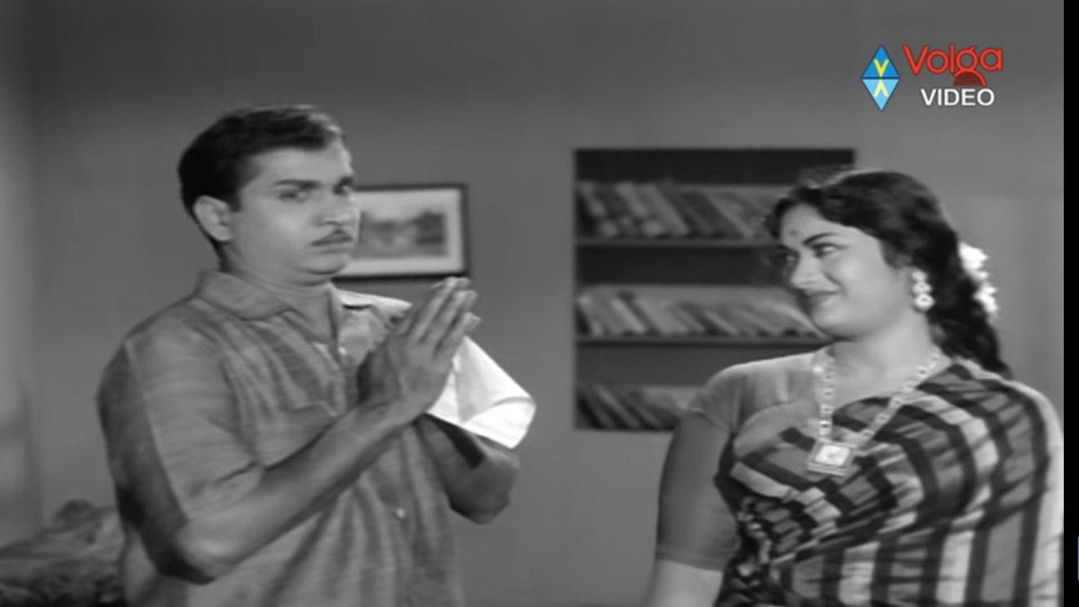 MahanatiFanatic's tweet photo. 60 Yrs of Manchi Manasulu

Outstanding Movie! Mahanati Savitri portrayed in 3  dimensions in one role perfectly 

Pure heart jovial woman goes through love failure 
And as lawyer, she nailed it!! 

#60YrsOfManchiManasulu https://t.co/aL3ta3k2AX