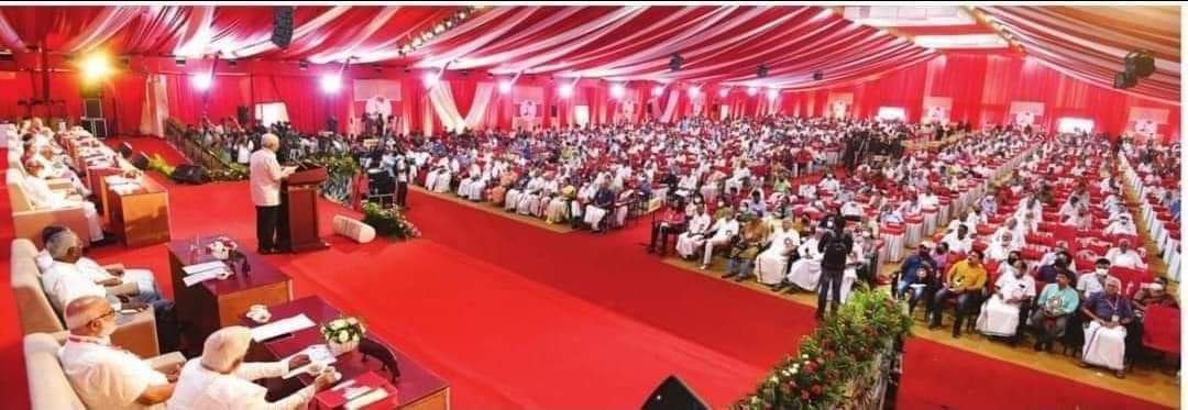 tncpim's tweet photo. #CPIM 23வது அகில இந்திய மாநாட்டு செந்தொண்டர் பேரணி காட்சிகள் #OnwardsCPIM #CPIM23rdPartyCongress #cpimxxiiipartycongress #Kannur #Kerala #PartyCongress https://t.co/GbznvREDGq