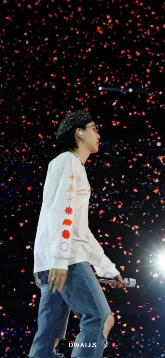 Pur_plle7's tweet photo. 📸 #SUGA #BTS_IG 220411
🐱 agustd: in Las Vegas

#suga #minyoongi #yoongi #minsuga #agustd #btssuga #BTSARMY #방탄소년단 #DWALLS #BTSWALLPAPER #BTS_PTD_ON_STAGE_LAS_VEGAS @BTS_twt https://t.co/sVZ82QC9cn