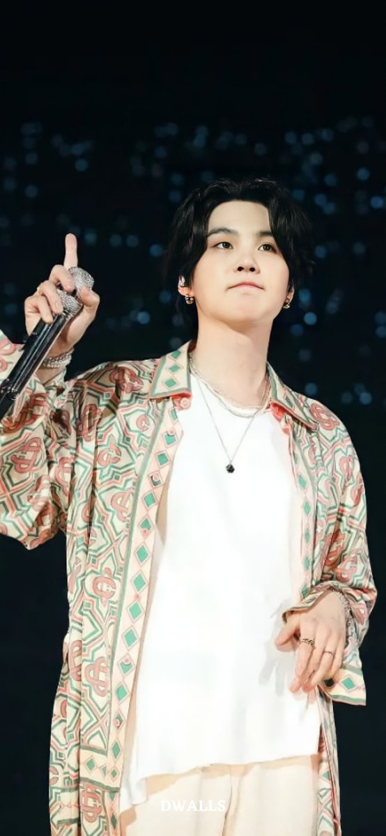 Pur_plle7's tweet photo. 📸 #SUGA #BTS_IG 220411
🐱 agustd: in Las Vegas

#suga #minyoongi #yoongi #minsuga #agustd #btssuga #BTSARMY #방탄소년단 #DWALLS #BTSWALLPAPER #BTS_PTD_ON_STAGE_LAS_VEGAS @BTS_twt https://t.co/sVZ82QC9cn