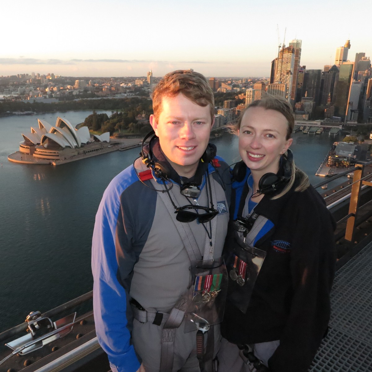**COMPETITION ALERT** Be part of the ANZAC Day Dawn Bridge Climb and Summit Service? Purchase a ticket,  or for ADF veterans, you can win one of two complementary ticket pairs valued at $388 each. Go here for more fal.cn/3nFWD #ANZACDayBridgeClimb #RSLLifeCare