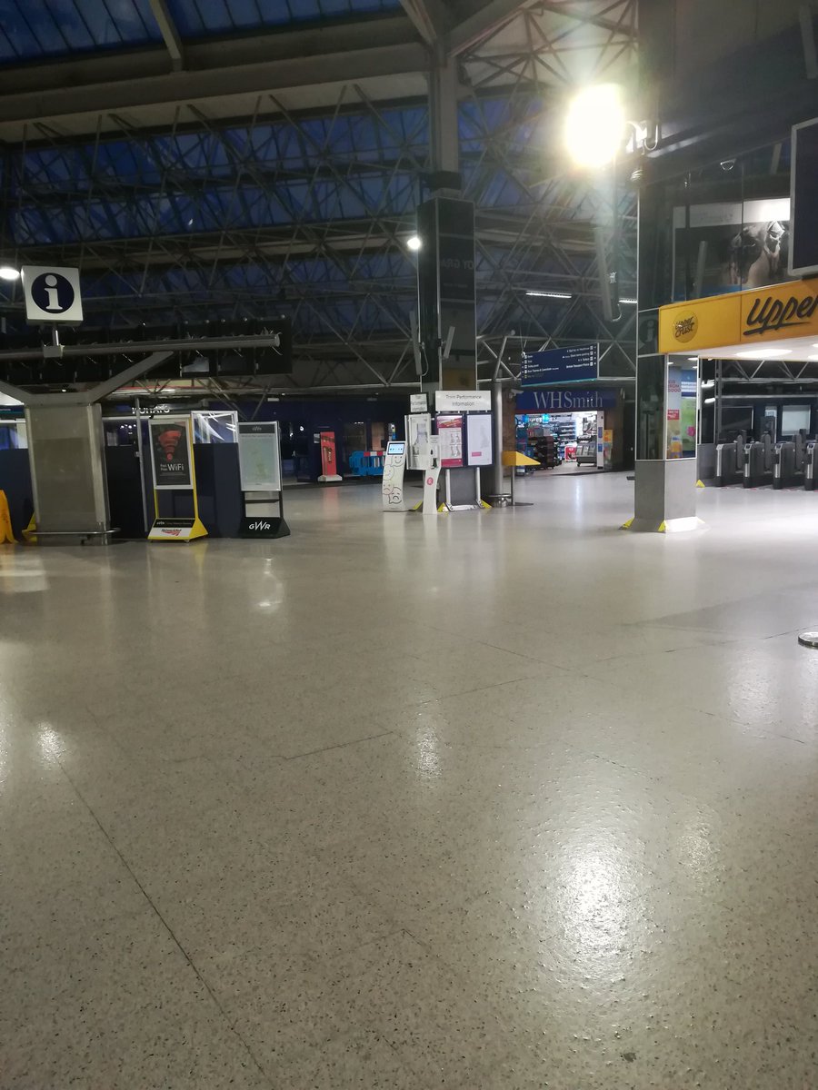 geeksinheritall's tweet image. Up at 5 to catch my train to #LILAC22! I don&apos;t think I&apos;ve ever seen the station so quiet before. Very excited to be attending today&apos;s sessions. Speakers: If I&apos;m caught yawning, it&apos;s me not you!