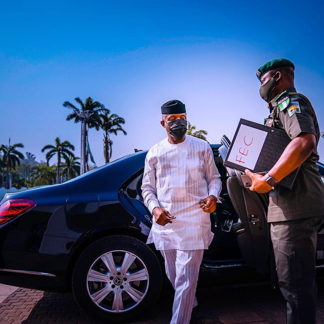 I feel destiny calling and as I see, a future of endless possibility stretching before us. I am close to tears learning the VP has decided to contest the 2023 presidency. This is a time to be alive

#OsinbajoIsRunning
#OsinbajoDeclares