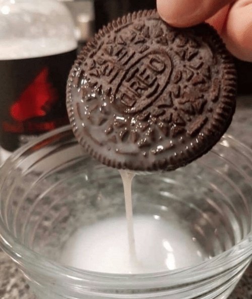 Cecligm's tweet image. Se me antojan unas galletas con un poco de leche de hombre amores
Que tengo que hacer para conseguir mecos?