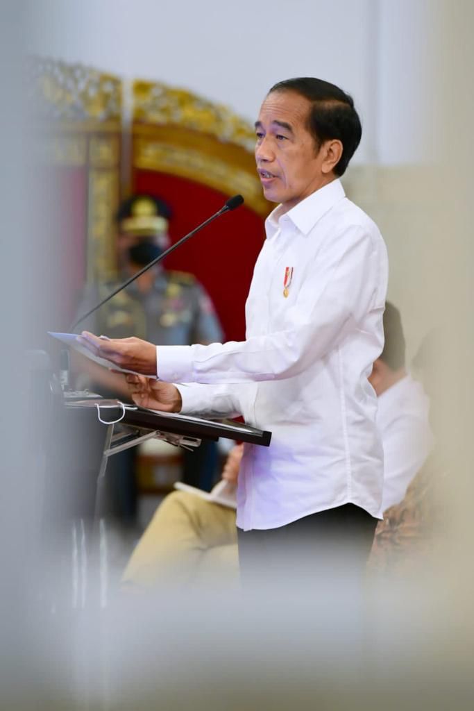 Pemilu pada 14 Februari 2024 dan Pilkada serentak November 2024 diperkirakan butuh anggaran sampai Rp110,4 triliun, untuk KPU Rp76,6 triliun dan Bawaslu Rp33,8 triliun.

Saya minta untuk dihitung lagi lebih detail, baik APBN maupun APBD, agar dapat dipersiapkan secara bertahap.