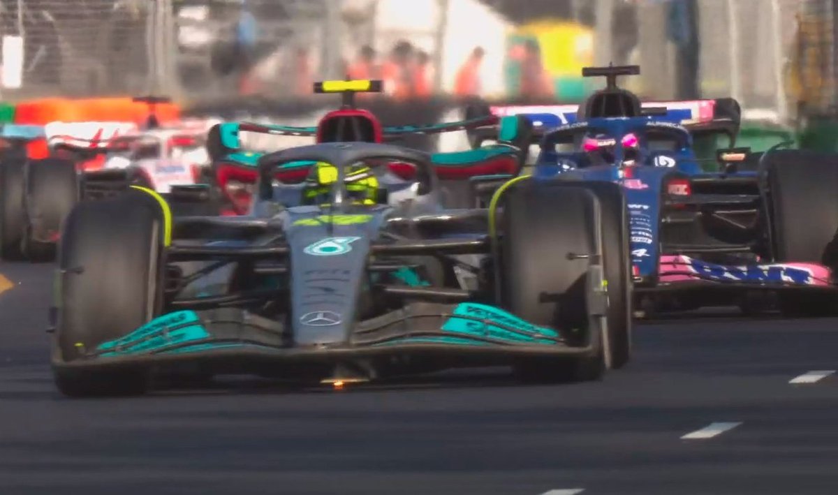 NaturalParadigm's tweet photo. Visual confirmation that Lewis ran an optical ground sensor in both qualifying and the race, adding an estimated 1.5 kilos to a car that's understood to be well above the FIA weight limit. ⤵️

#AustralianGP 🇦🇺 #F1 https://t.co/bNessJYmU4