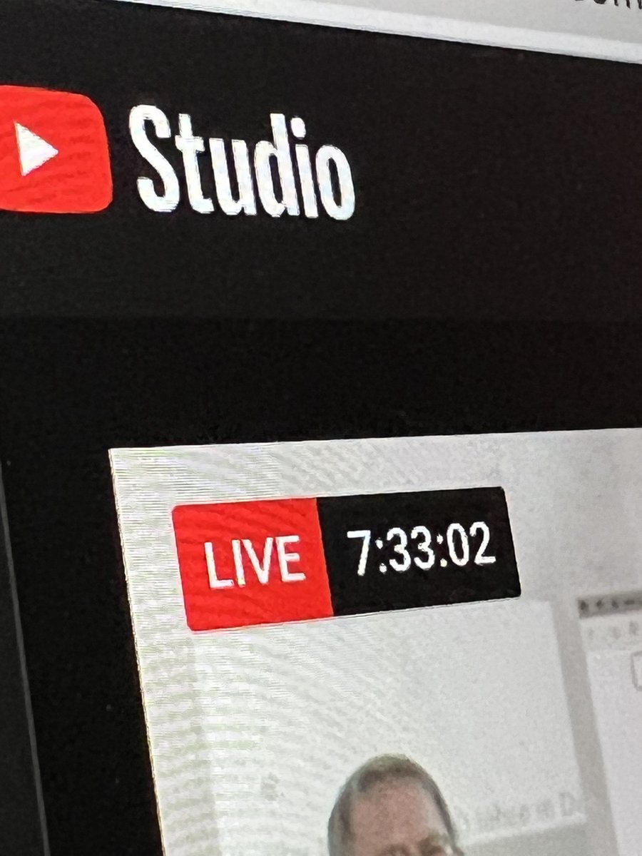monkey_rent's tweet photo. Today another great liveshow signed. We are looking forward to our lovelly rent client :-) #livestreamstudio #livestream #rentstudio #mietstudio #leihen #frankfurt https://t.co/Z6WFC6MbPz