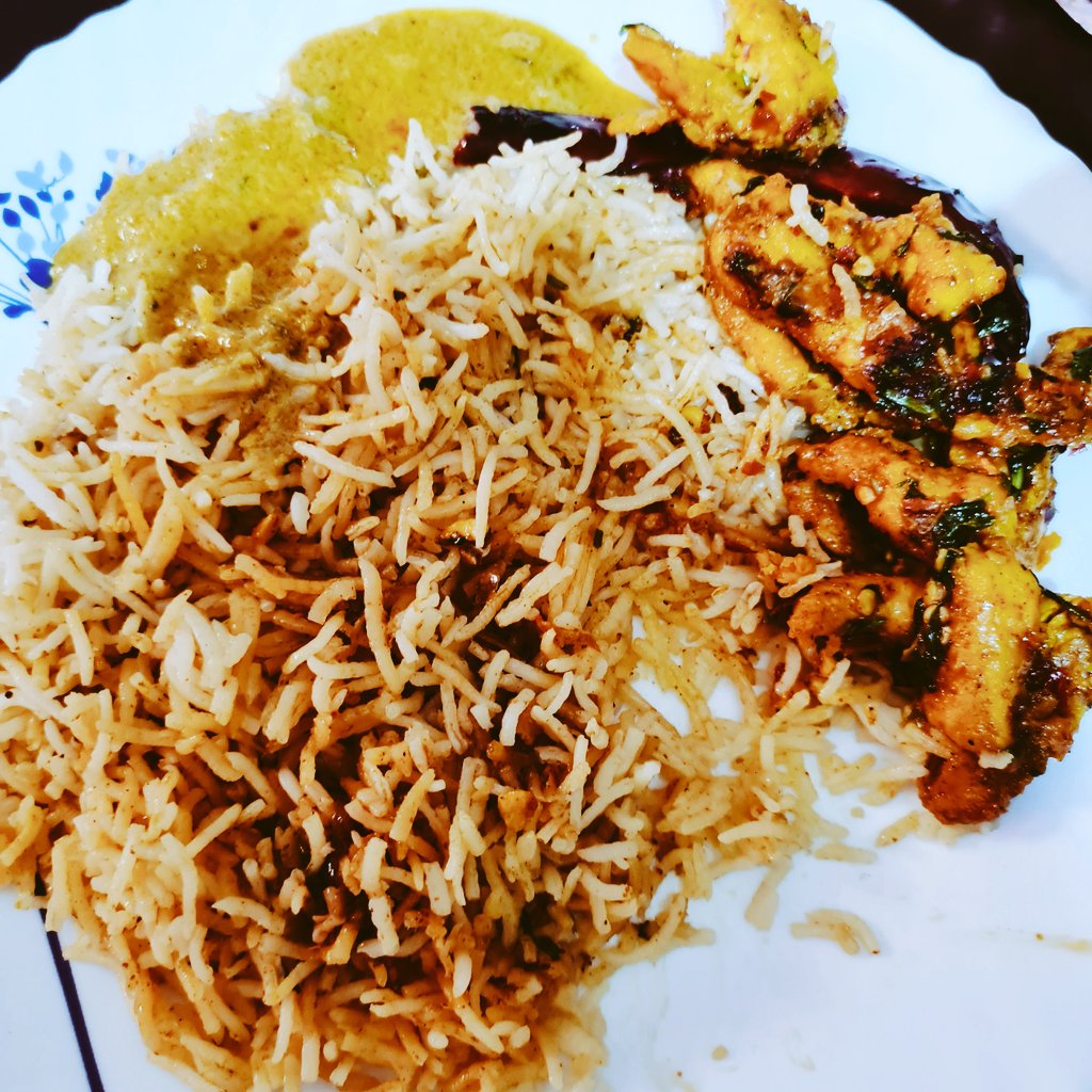 #foodfest #indiatravels thatte idli and biriyani