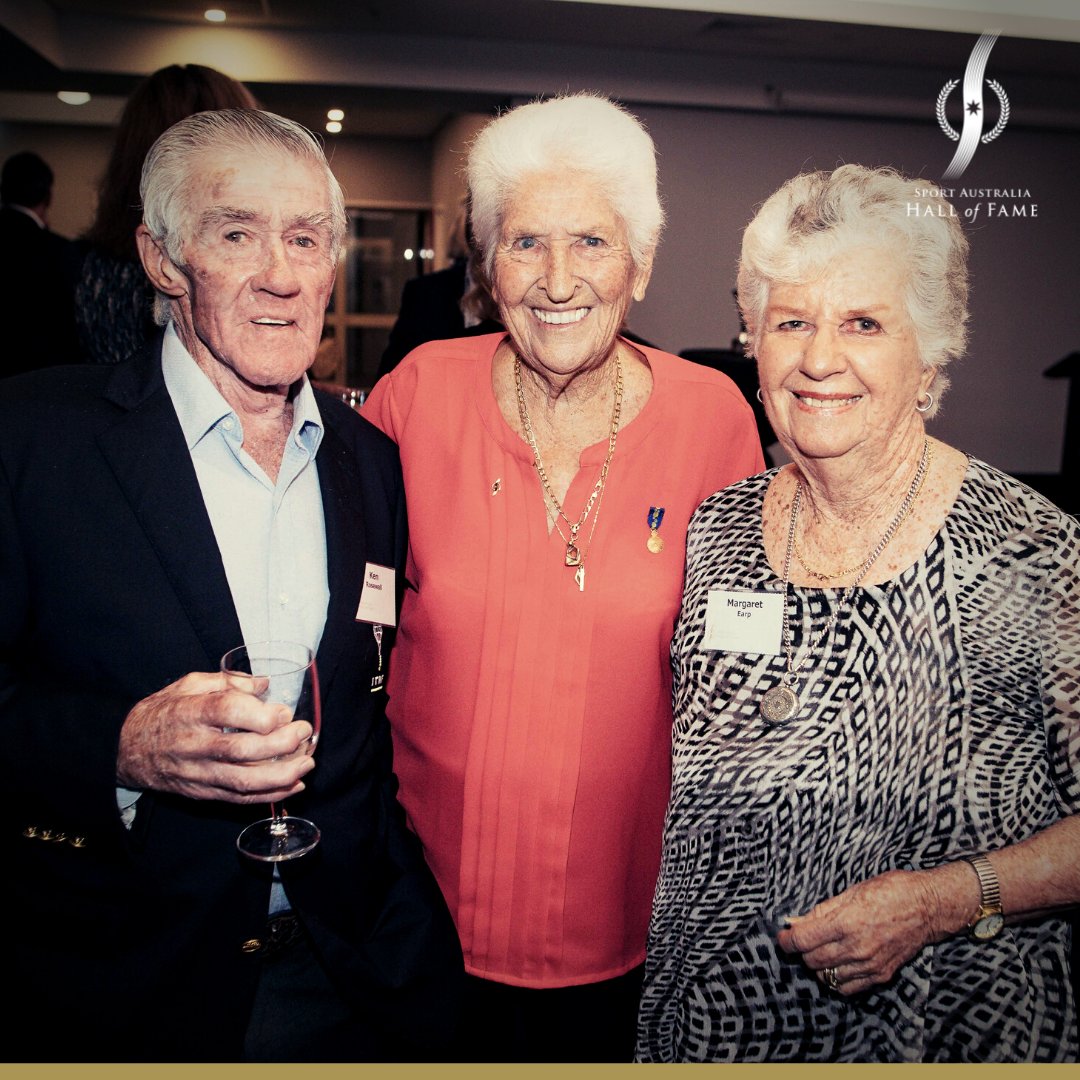 sportaushof's tweet photo. Last week we were lucky enough to host our Queensland based #SAHOF Members, Legends, #SAHOFScholarship Holders and Mentors at an exclusive event inside the Century Room at Queensland's Allan Border Field.
More: https://t.co/qg9s2ZliGe
#SAHOF20 | #SAHOF21 https://t.co/8o7UME3GQc
