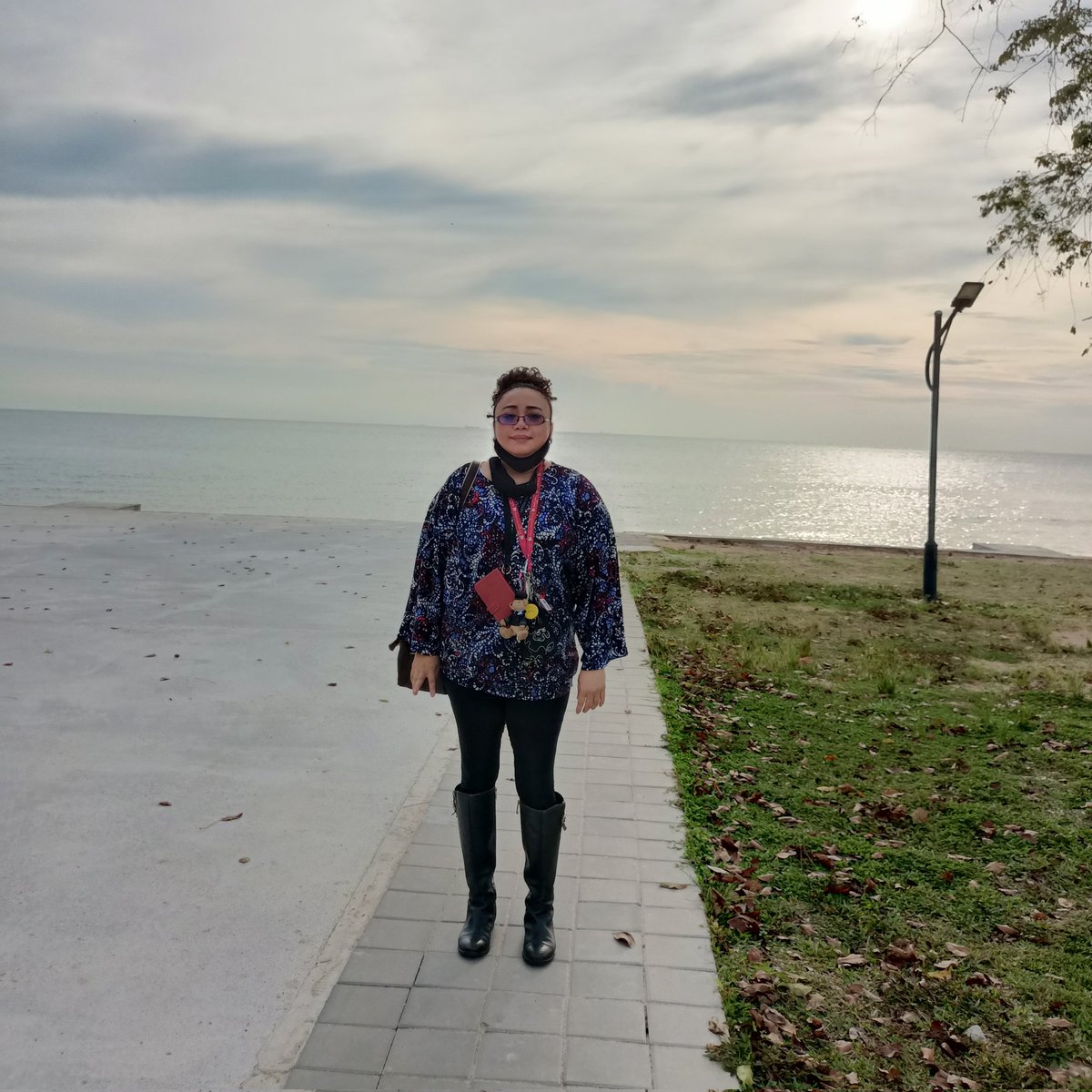 Nile7772's tweet photo. Port Dickson https://t.co/7fPiHd5tGS
