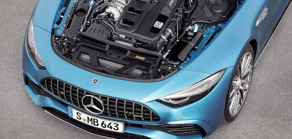 NEW ENGINE:  <a href="/MercedesAMG/">Mercedes-AMG</a> has finally found a home for its #electrified exhaust gas turbocharging technology developed in  <a href="/F1/">Formula 1</a>  – the new SL 43 cabriolet.

Follow the link to find out more: bit.ly/3unCeDJ  #PowertrainMag #SustainableICEngine