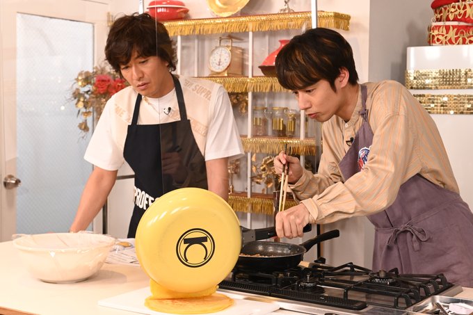 【木村拓哉さん着用】プリントエプロン キムタク 家事ヤロウ 1/24(火) 家事ヤロウ！2時間スペシャル | DRESSSEN公式