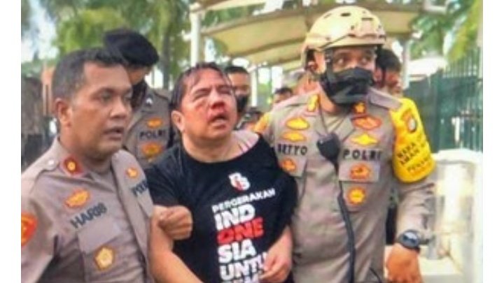 Unbehaveaest's tweet photo. Same energy Ade Armando Peter Griffin https://t.co/IZCuRjb8a8