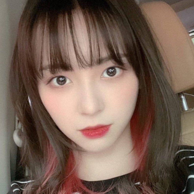 hey lol shawty. I don’t really good at arranging fancy words, the point is, would you please lend me a hand to retweet this tweet so I could (perhaps) find a new friends to mingle? I really need them all to help enliven my desert timeline. thank you in advance 💋🌷